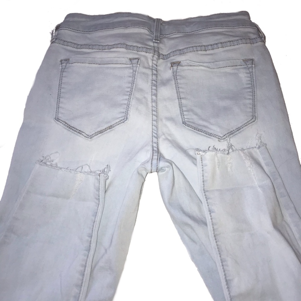 distressed jeans - Picture 4 of 5